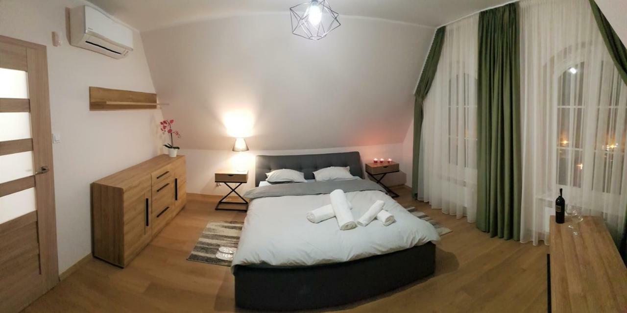 Apartamenty แอลบลอง ภายนอก รูปภาพ