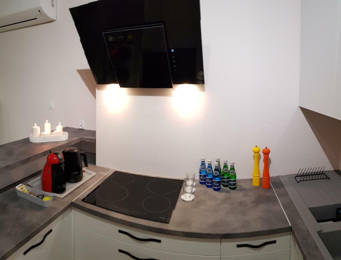 Apartamenty แอลบลอง ภายนอก รูปภาพ
