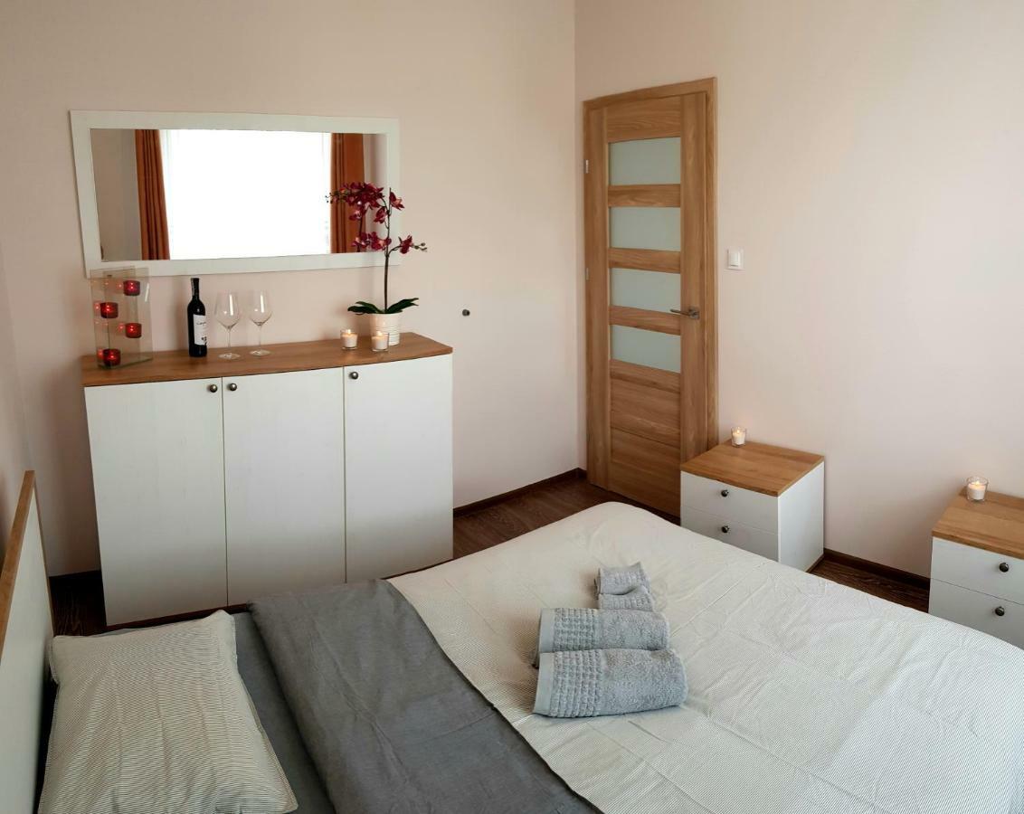 Apartamenty แอลบลอง ภายนอก รูปภาพ