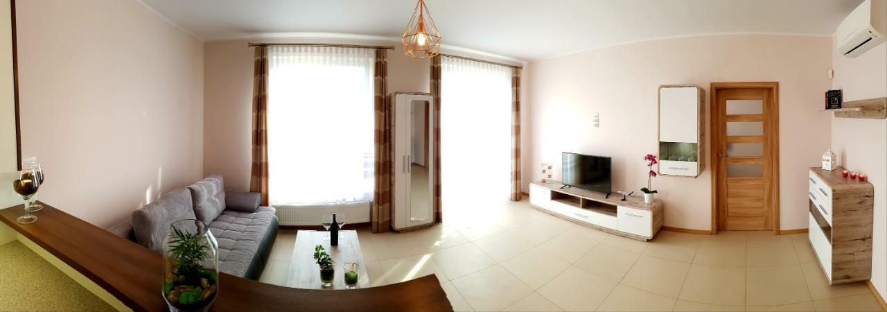 Apartamenty แอลบลอง ภายนอก รูปภาพ