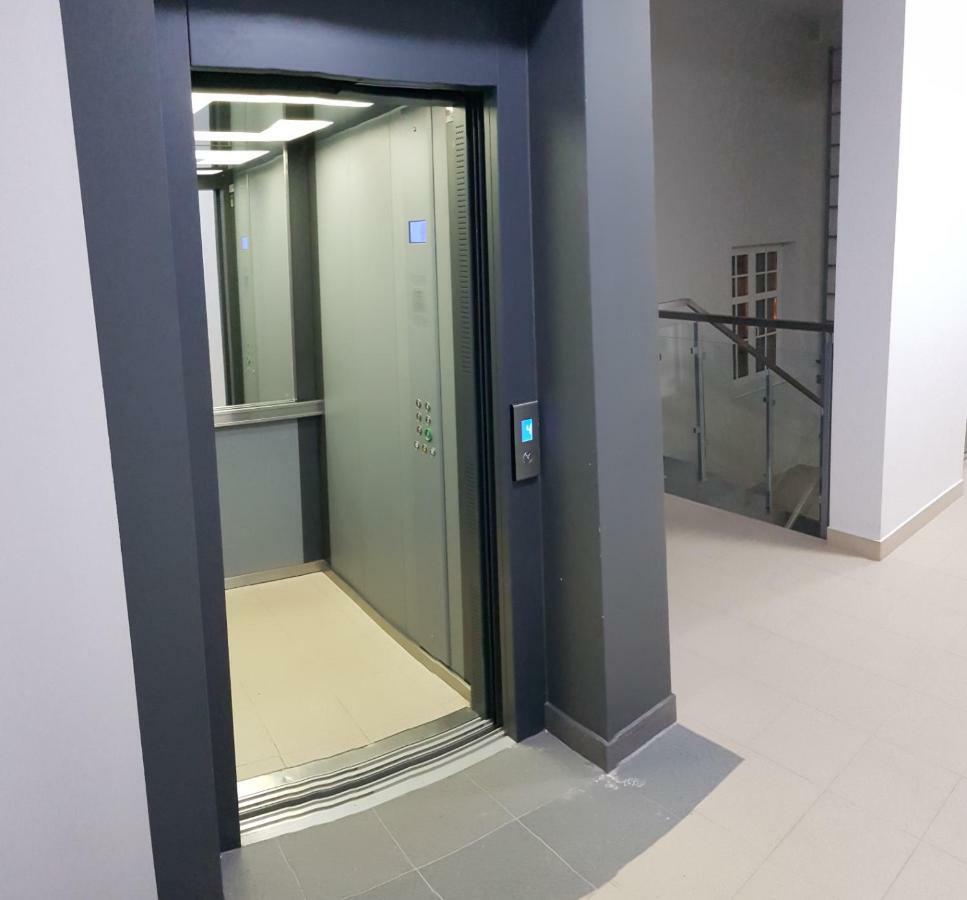 Apartamenty แอลบลอง ภายนอก รูปภาพ